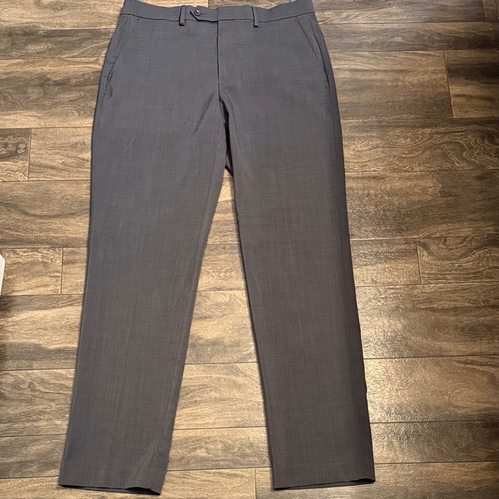 Michael kors Gray Dress Pants sz 34x32 - Picture 3 of 4